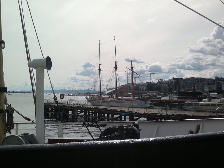 ../previews/011-2013-05-25-365.jpg.medium.jpeg