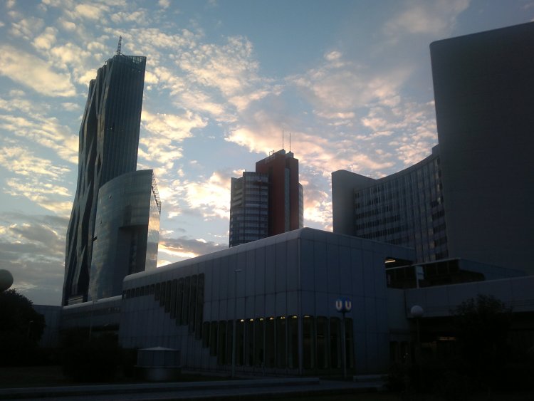 ../previews/007-2013-10-01-864.jpg.medium.jpeg